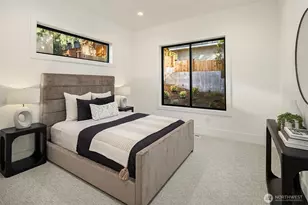 30 Enatai Dr, Bellevue, WA 98004 - Photo 25