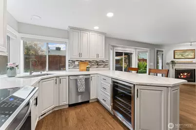 2025 Eskridge Boulevard SE, Olympia, WA 98501 - Photo 7