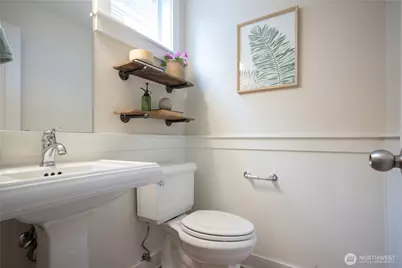 511 N 46th Street #A, Seattle, WA 98103 - Photo 29