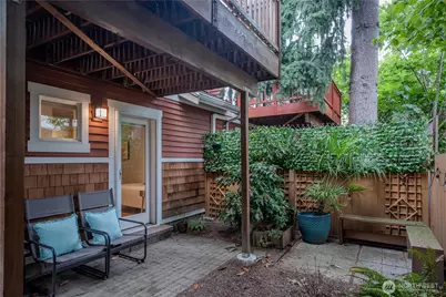 511 N 46th Street #A, Seattle, WA 98103 - Photo 27