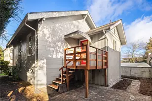 151 N 77th St, Seattle, WA 98103 - Photo 23