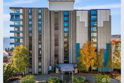 521 5th Avenue W #402, Seattle, WA 98119 - Photo 35