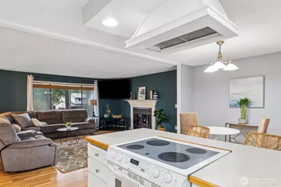 8914 Homestead Avenue NE, Olympia, WA 98516 - Photo 5