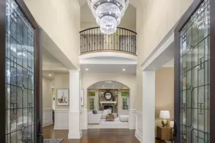 805 92nd Ave NE, Bellevue, WA 98004 - Photo 3