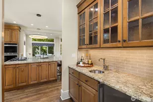 805 92nd Ave NE, Bellevue, WA 98004 - Photo 13