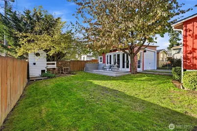 10245 36th Avenue SW, Seattle, WA 98146 - Photo 37