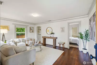 10245 36th Avenue SW, Seattle, WA 98146 - Photo 5