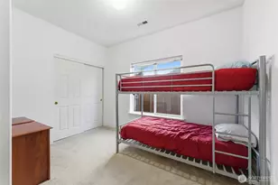 1313 SE Newgate Dr, College Place, WA 99324 - Photo 15