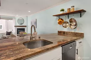 520 2nd Ave W, Seattle, WA 98119 - Photo 7