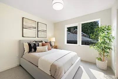 13047 39th Avenue NE #B, Seattle, WA 98125 - Photo 13