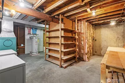 12117 SE 26th Street, Bellevue, WA 98005 - Photo 25