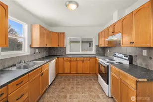 832 E 50th St, Tacoma, WA 98404 - Photo 13