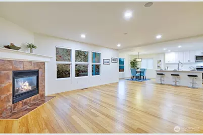 313 Glennwood Court SE, Renton, WA 98056 - Photo 9