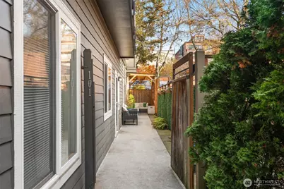 115 W Galer Street #101, Seattle, WA 98119 - Photo 1