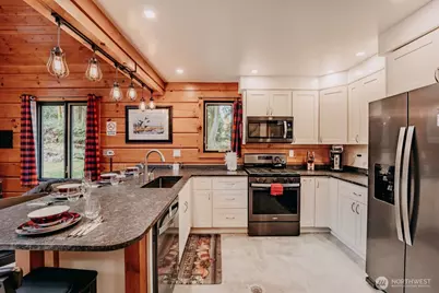 15033 Welcome Road, Glacier, WA 98244 - Photo 13