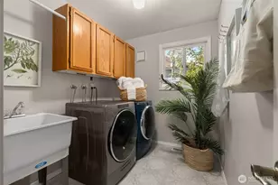 6360 S 151st Pl, Seattle, WA 98188 - Photo 17