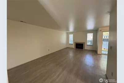 3939 10th Street SE #C1, Puyallup, WA 98374 - Photo 3