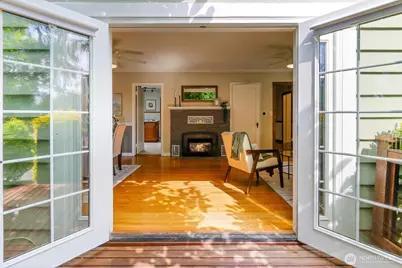 417 Avenue F #C, Snohomish, WA 98290 - Photo 3