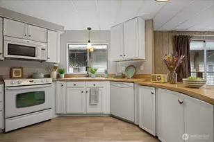 8532 Juniper Pl, Maple Falls, WA 98266 - Photo 13