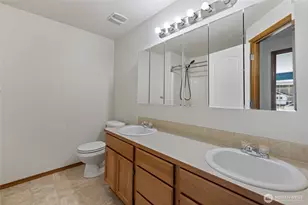 236 Easton Ave W, Eatonville, WA 98328 - Photo 19