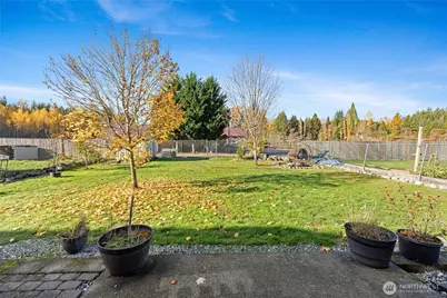 236 Easton Avenue W, Eatonville, WA 98328 - Photo 35
