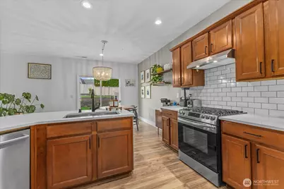 28500 71st Drive NW, Stanwood, WA 98292 - Photo 9