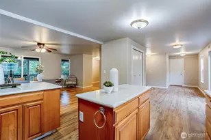 5735 SE Alpine Rd, Olalla, WA 98359 - Photo 11