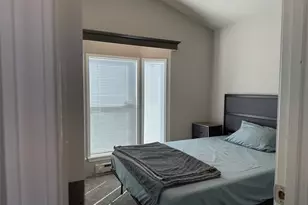 545 Hendricks St, Port Townsend, WA 98368 - Photo 11