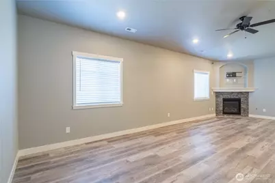 352 E Davis Street, Connell, WA 99326 - Photo 19