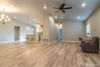 352 E Davis Street, Connell, WA 99326 - Photo 15