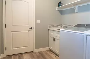 352 E Davis St, Connell, WA 99326 - Photo 13