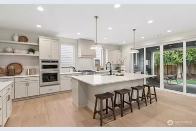 8427 200th Street SW, Edmonds, WA 98026 - Photo 5