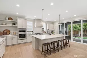 8427 200th St SW, Edmonds, WA 98026 - Photo 5