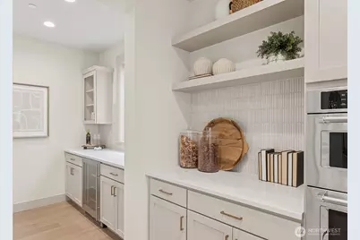 8427 200th Street SW, Edmonds, WA 98026 - Photo 11