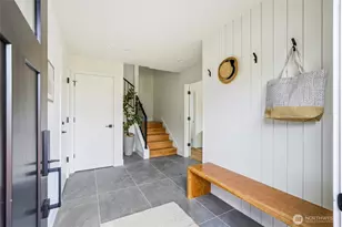 3757 SW Austin St, Seattle, WA 98126 - Photo 3