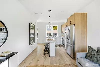 7552 39th Avenue SW, Seattle, WA 98126 - Photo 9