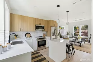 7552 39th Ave SW, Seattle, WA 98126 - Photo 7