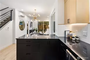 3417 48th Ave SW, Seattle, WA 98116 - Photo 9