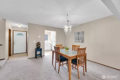 12024 101st Avenue NE #E2, Kirkland, WA 98034 - Photo 3