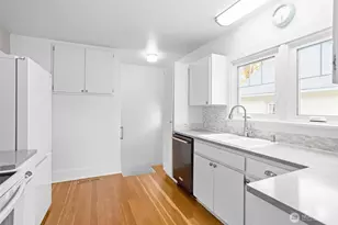 8 Newell St, Walla Walla, WA 99362 - Photo 5