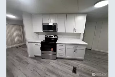 18425 NE 95th Street #76, Redmond, WA 98052 - Photo 13