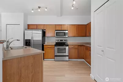 2840 SW Raymond Street #203, Seattle, WA 98126 - Photo 13