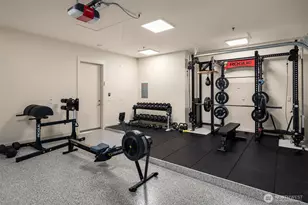 4911 NE Laurelcrest Ln, Seattle, WA 98105 - Photo 31