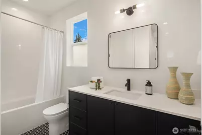 817 18th Avenue W, Kirkland, WA 98033 - Photo 19
