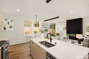 817 18th Ave W, Kirkland, WA 98033 - Photo 5