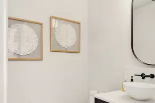 817 18th Ave W, Kirkland, WA 98033 - Photo 11