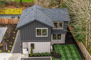 817 18th Ave W, Kirkland, WA 98033 - Photo 17