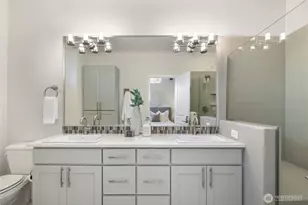 960 6th Walk NE, Issaquah, WA 98029 - Photo 17