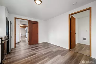 21275 Lafayette Road, Sedro Woolley, WA 98284 - Photo 27