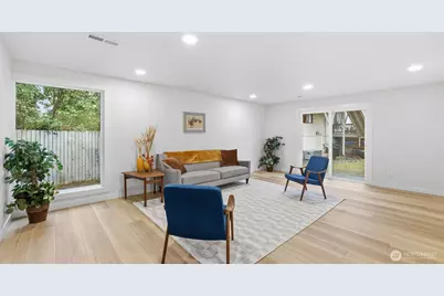 14837 SE Fairwood Boulevard, Renton, WA 98058 - Photo 21